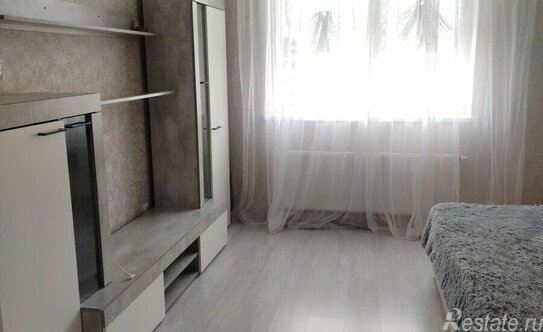 Продажа 3-комн квартиры на вторичном рынке Испытателей пр-кт,  д. 24,  к. 1