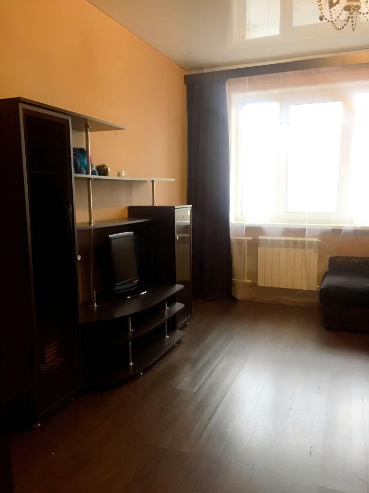 Продажа 1-комн квартиры на вторичном рынке Индустриальный проспект, 15