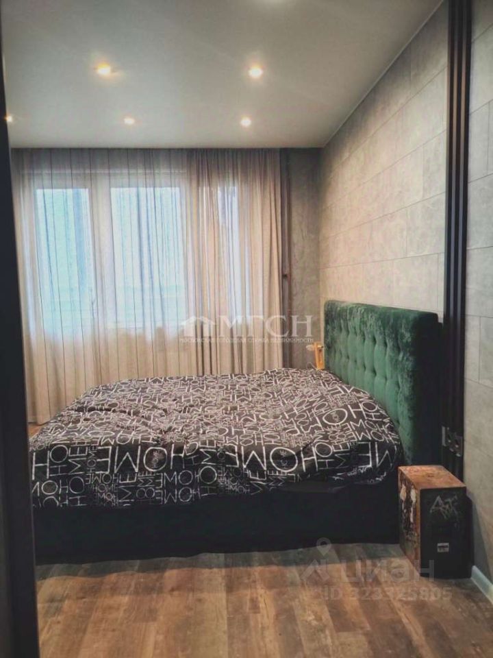 Продажа 2-комн квартиры на вторичном рынке Северный кв-л, д. Сапроново, Купелинка мкр, 13