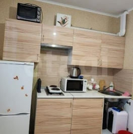 Продажа 2-комн квартиры на вторичном рынке ул Кременчугская,  д. 11,  к. 1