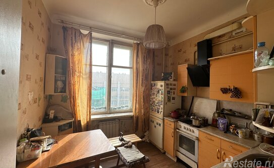 Продажа 3-комн квартиры на вторичном рынке Пионерская ул,  д. 63