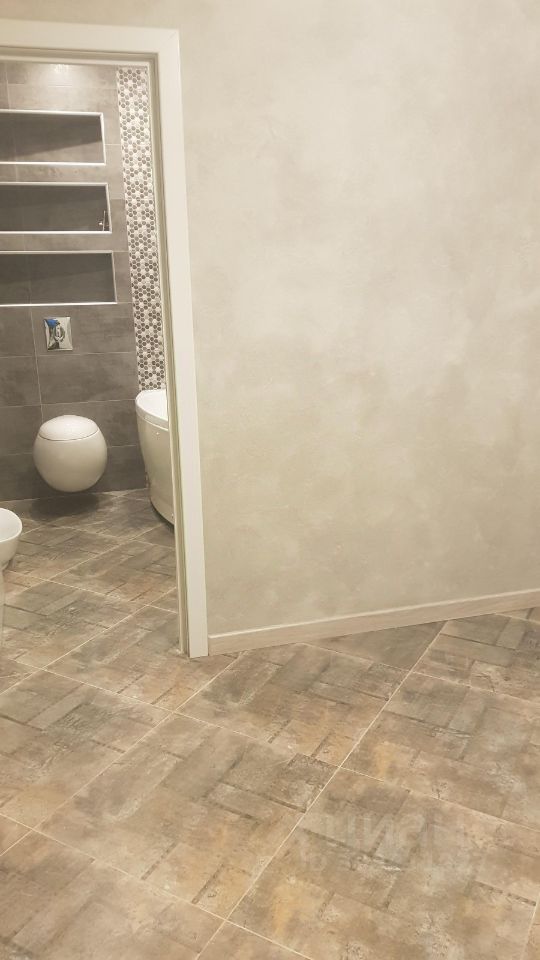 Аренда 3-комн квартиры на вторичном рынке улица Чароитовая, 1к1