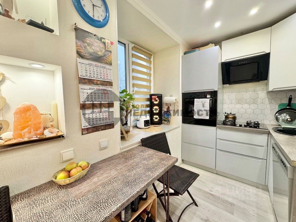 Продажа 3-комн квартиры на вторичном рынке Ланское шоссе, 8