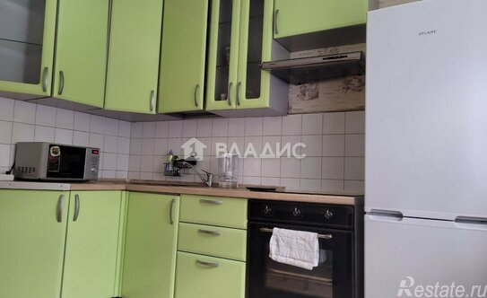 Продажа 1-комн квартиры на вторичном рынке улица Плещеева,  д. 8