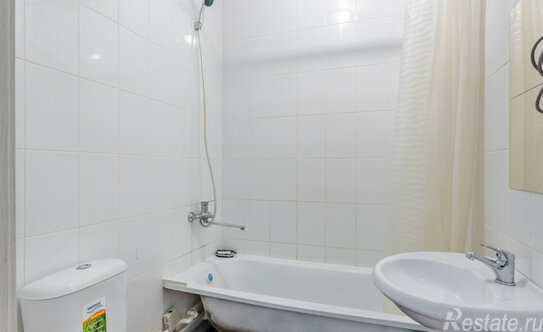 Продажа 1-комн квартиры на вторичном рынке Парашютная улица,  д. 38 к4