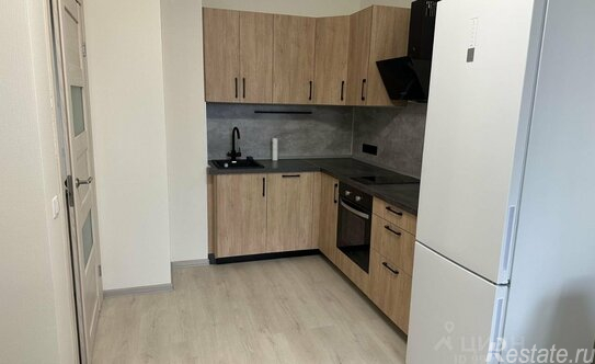 Аренда 2-комн квартиры на вторичном рынке ул Автовская,  д. 4