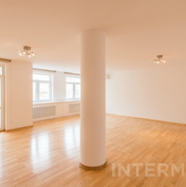 Аренда 4-комн квартиры на вторичном рынке Цветной бульвар,  д. 16/1