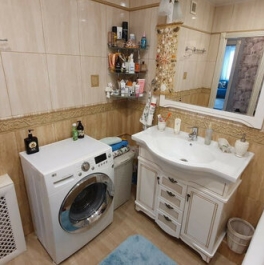 Продажа 2-комн квартиры на вторичном рынке Дунайский пр-кт,  д. 55 к1