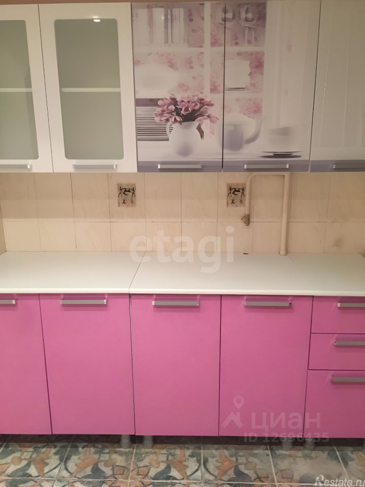 Продажа 2-комн квартиры на вторичном рынке Энергетическая улица,  д. 9