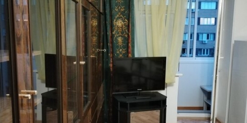 2-комн квартира ул Маршала Новикова,  д. 18