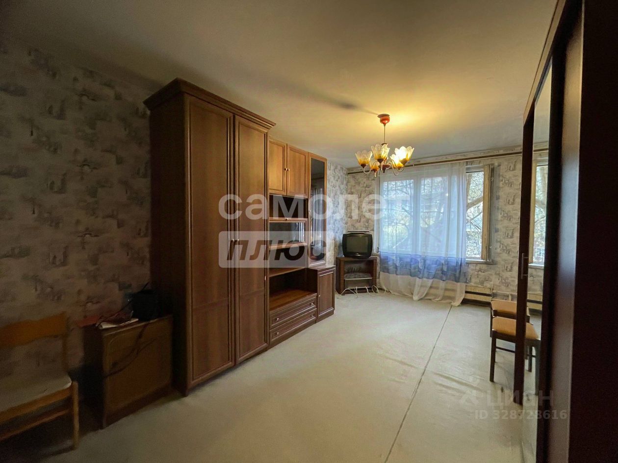Продажа 1-комн квартиры на вторичном рынке Петрозаводская улица, 15К3