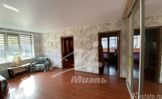 Аренда 4-комн квартиры на вторичном рынке Шенкурский проезд,  д. 12А