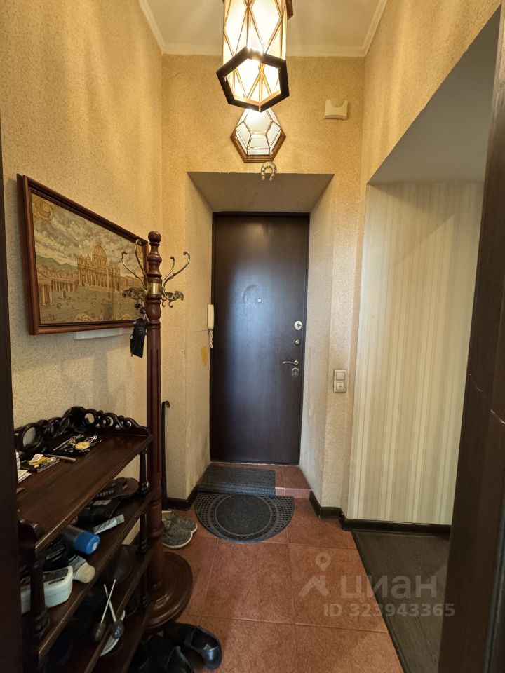 Продажа 3-комн квартиры на вторичном рынке Краснохолмская набережная, 1/15