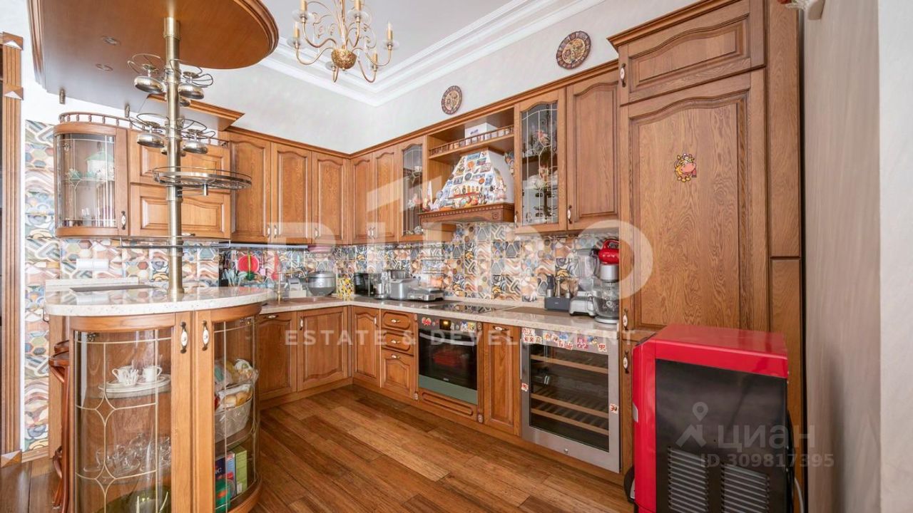 Продажа 3-комн квартиры на вторичном рынке Тверская улица, 14