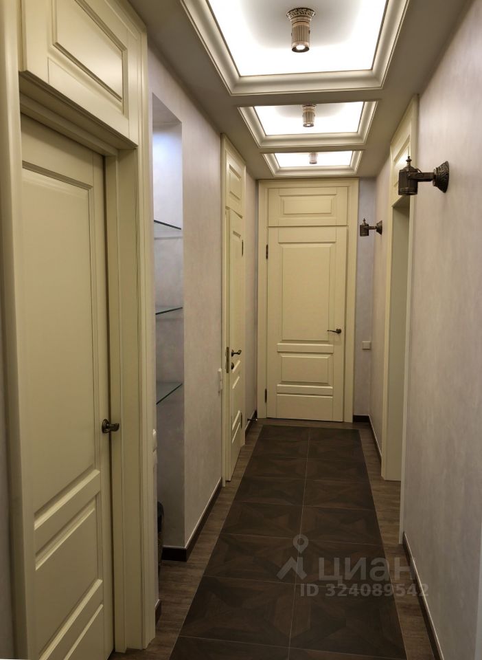 Продажа 4-комн квартиры на вторичном рынке улица Трофимова, 10