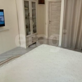 Продажа 3-комн квартиры на вторичном рынке Коломяжский пр-кт,  д. 13 к2