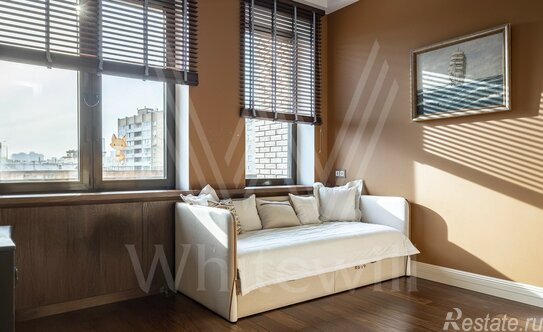 Продажа 3-комн квартиры на вторичном рынке Пироговская М. ул,  д. 8