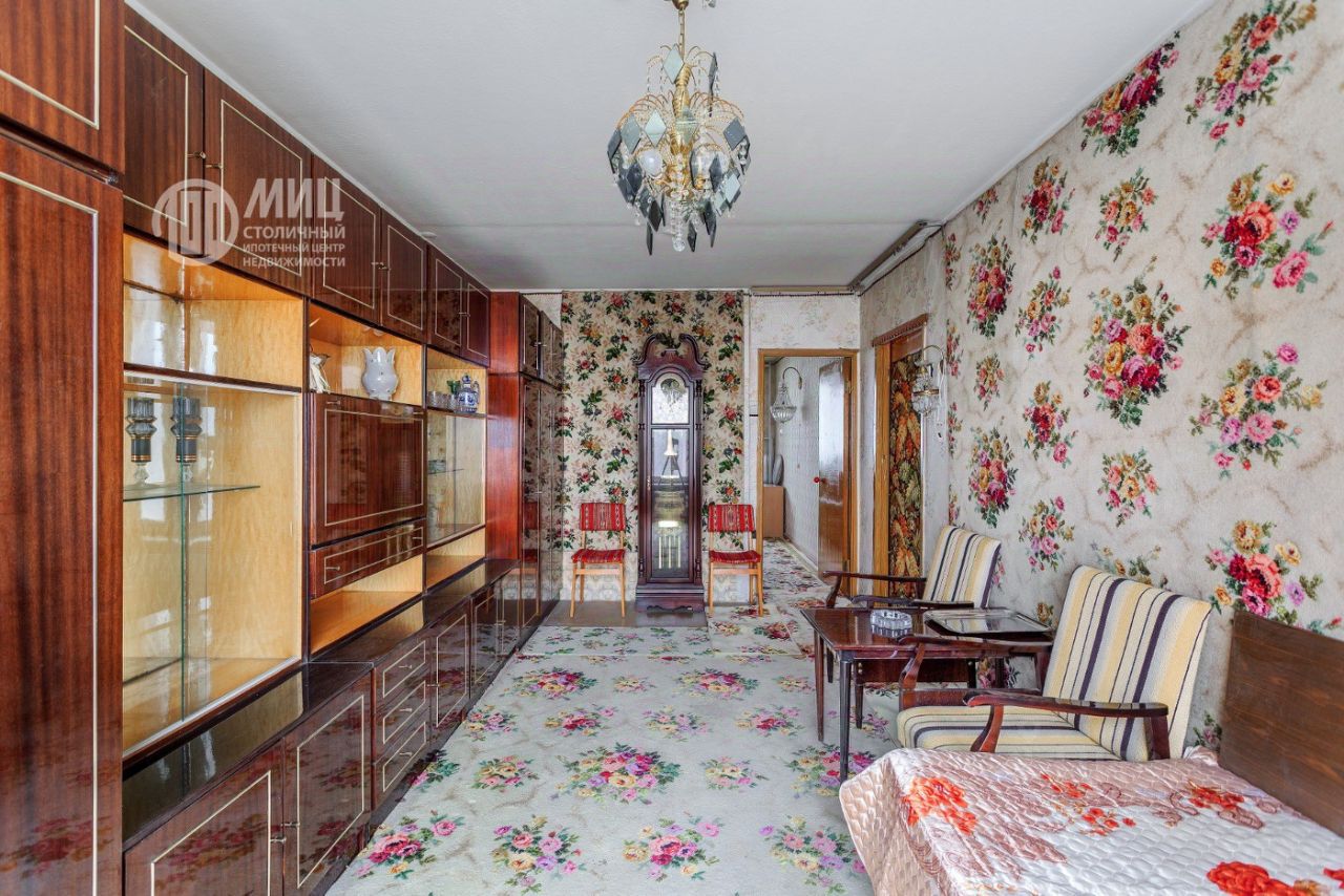 Продажа 3-комн квартиры на вторичном рынке Беловежская улица, 77