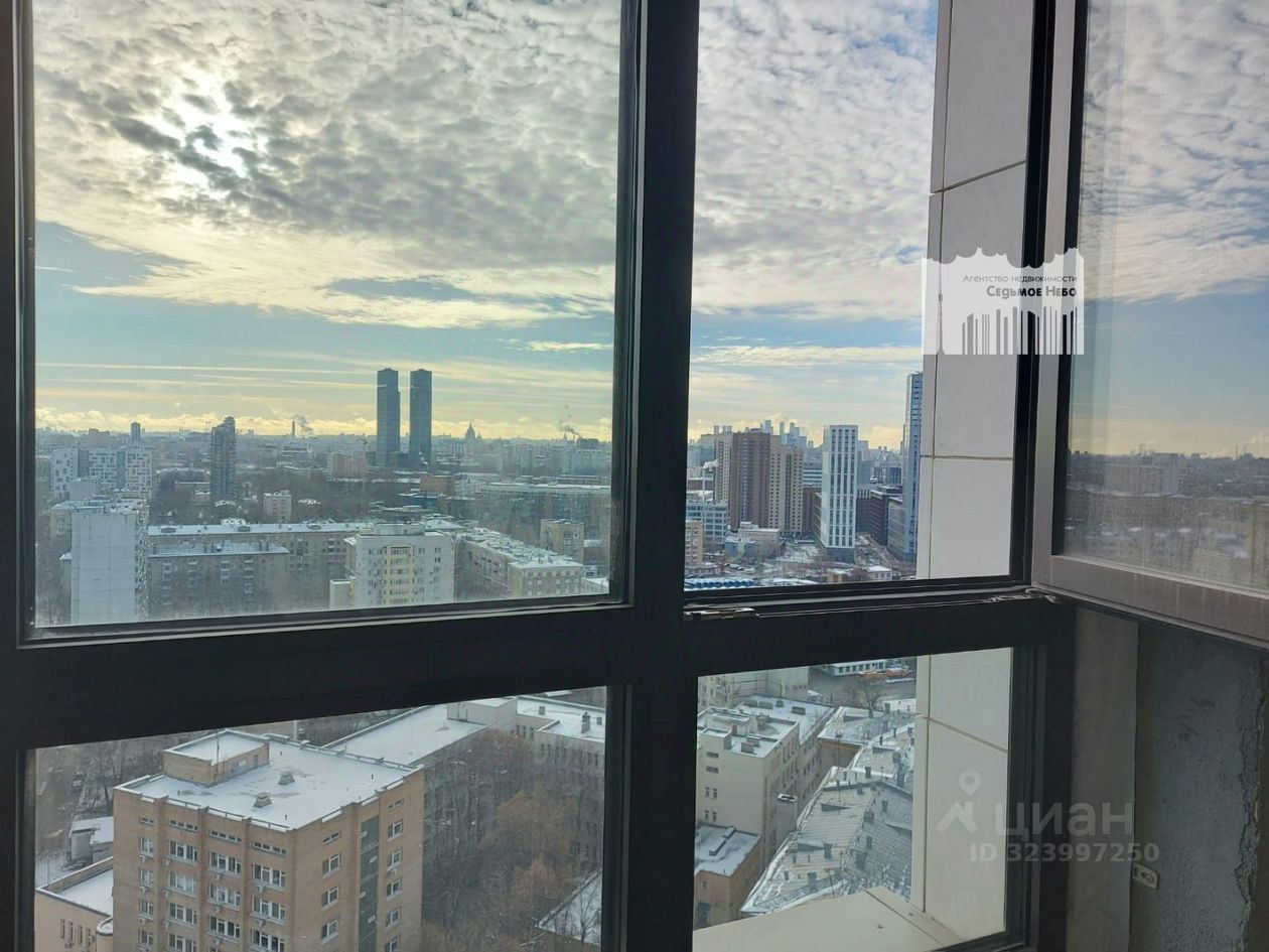 Продажа 4-комн квартиры на вторичном рынке проезд Ольминского, 4