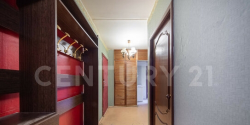 3-комн квартира Перекопская улица,  д. 22