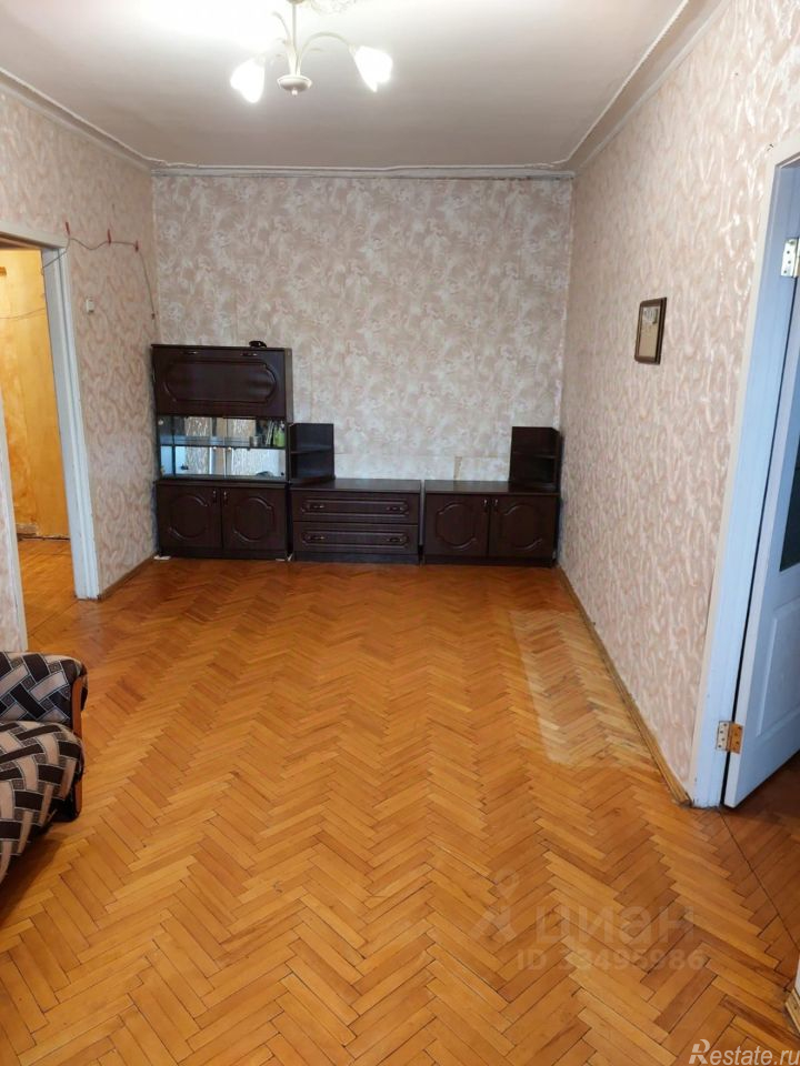 Продажа 2-комн квартиры на вторичном рынке Долгопрудный, Московское шоссе,  д. 35