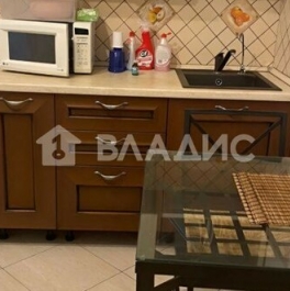 Продажа 1-комн квартиры на вторичном рынке Московский г, Москвитина ул,  д. 1 к1