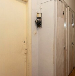 Продажа 3-комн квартиры на вторичном рынке улица Декабристов,  д. 10