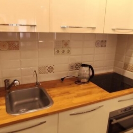 Аренда 2-комн квартиры на вторичном рынке Полянка Б. ул,  д. 30,  к. 2