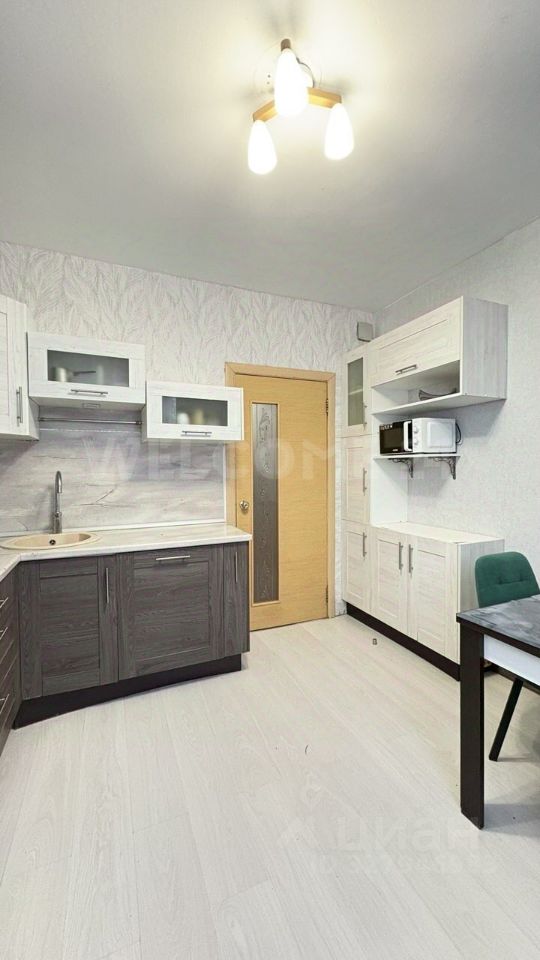 Продажа 3-комн квартиры на вторичном рынке Лобня, бульвар Лобненский, 7