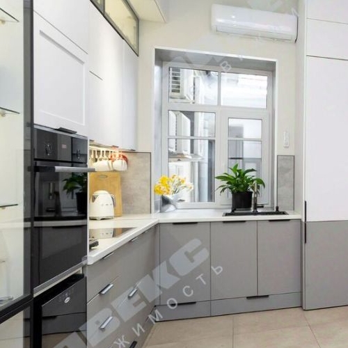 3-комн квартира улица Куйбышева, 33/8