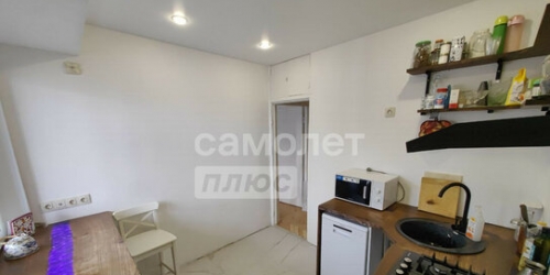 3-комн квартира ул Веерная,  д. 5,  к. 1