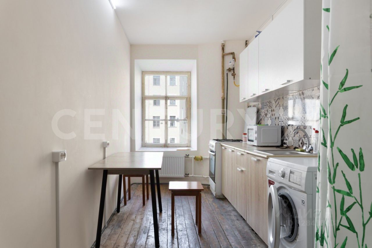 Продажа комнаты Нейшлотский переулок, 15б