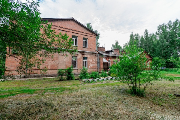 Продажа 3-комн квартиры на вторичном рынке Братская ул,  д. 3