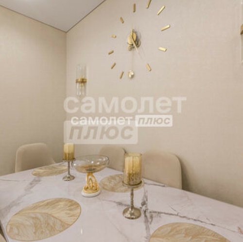 3-комн квартира Обуховской обороны пр-кт,  д. 70 к4 с1