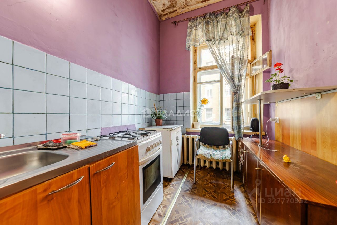 Продажа 3-комн квартиры на вторичном рынке улица Опочинина, 5