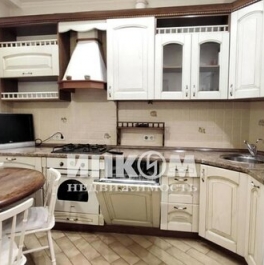 Аренда 2-комн квартиры на вторичном рынке улица Литвина-Седого,  д. 7А