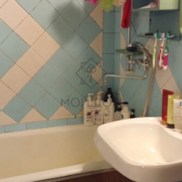 Продажа 3-комн квартиры на вторичном рынке Абрамцевская улица,  д. 16Б