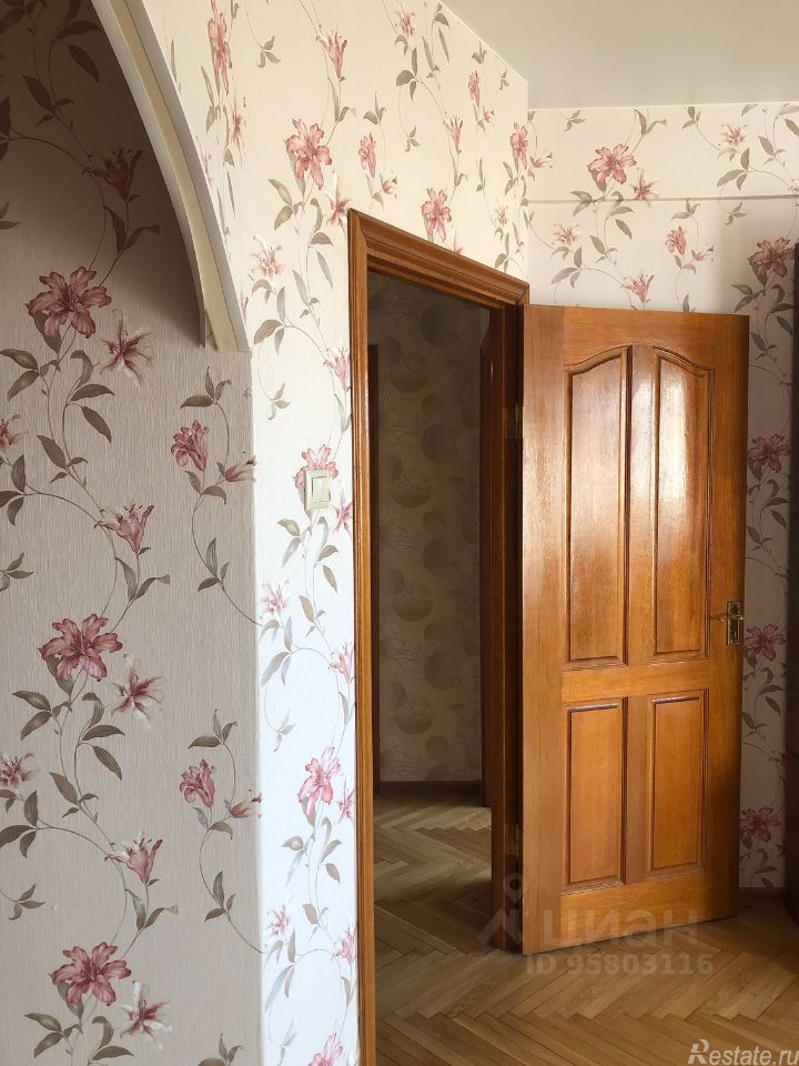 Продажа 1-комн квартиры на вторичном рынке Динамовская улица,  д. 4