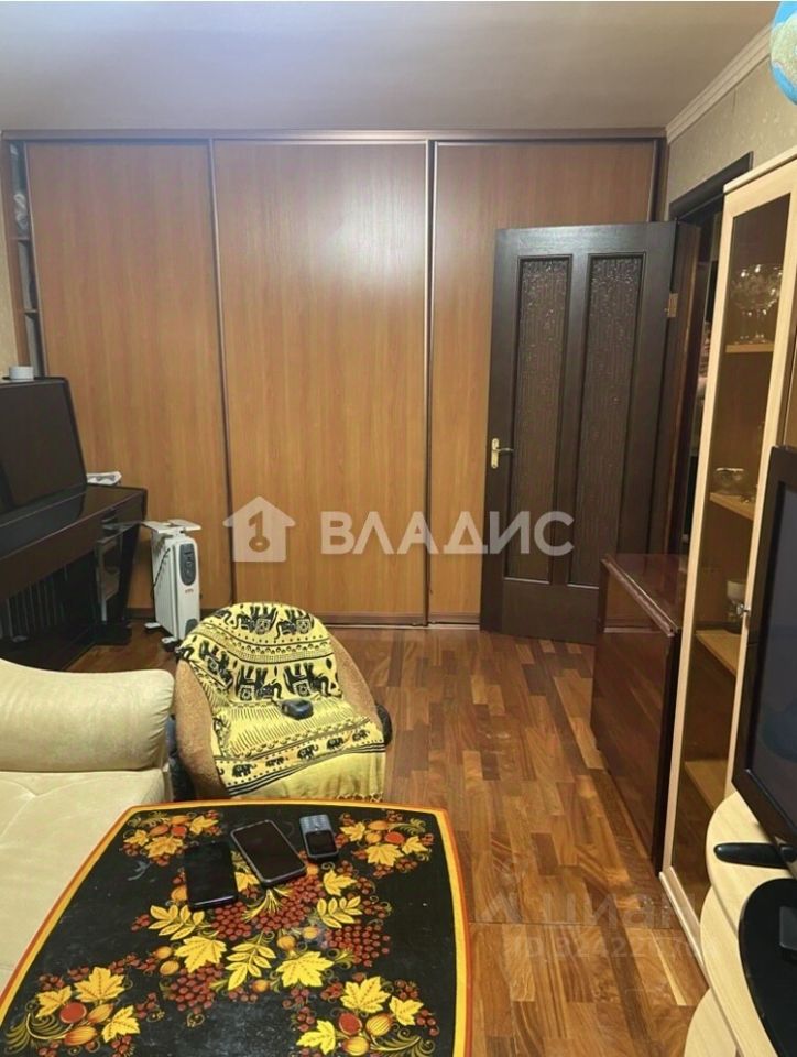 Продажа 2-комн квартиры на вторичном рынке Зверинецкая улица, 12