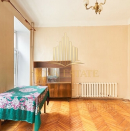 Продажа 2-комн квартиры на вторичном рынке Кронштадт г, Флотская ул,  д. 2