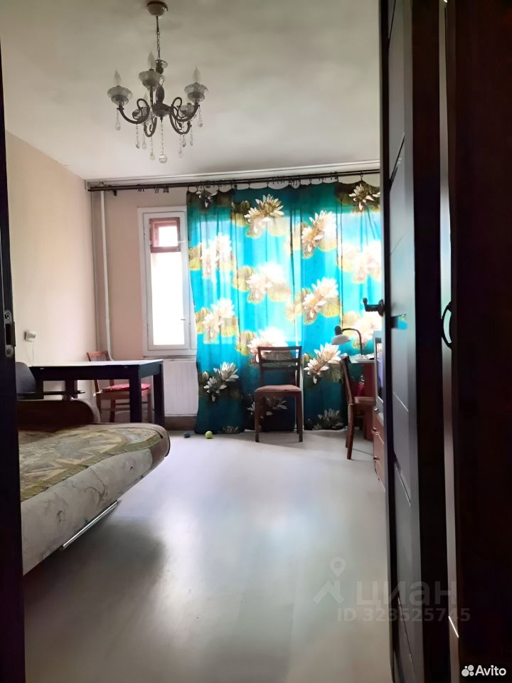 Продажа комнаты Серебристый бульвар, 28К1