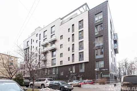 Продажа 4-комн квартиры на вторичном рынке 1-й Тружеников пер,  д. 17А