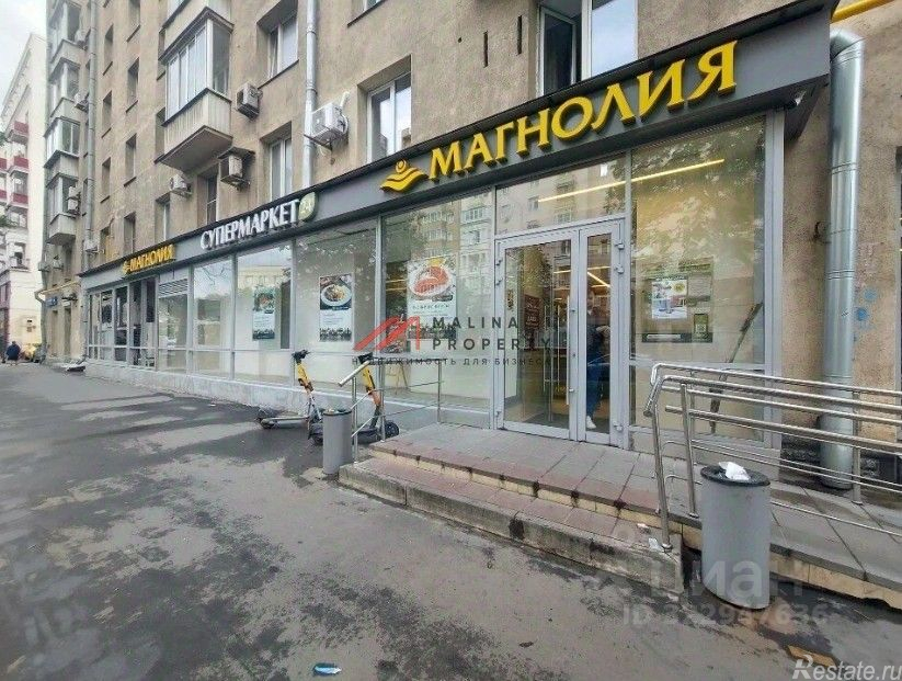 Продажа торгового помещения Авиамоторная улица,  д. 28/6
