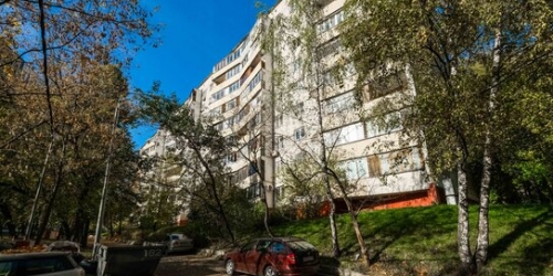 3-комн квартира Гродненская улица,  д. 8