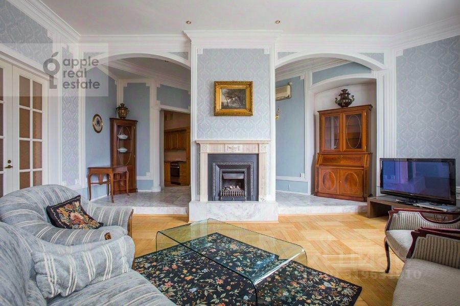 Продажа 3-комн квартиры на вторичном рынке улица Пречистенка, 25