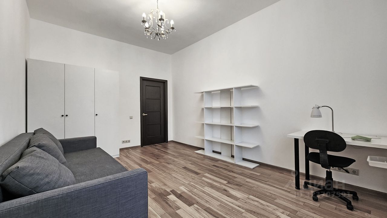 Аренда 3-комн квартиры на вторичном рынке Петрозаводская улица, 28К1