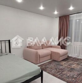 Продажа 1-комн квартиры на вторичном рынке ул Снежная,  д. 1