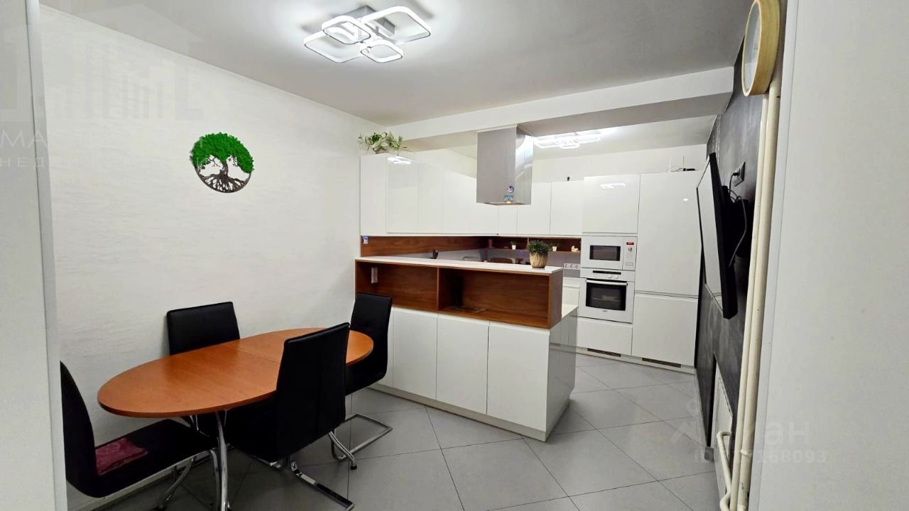 Продажа 3-комн квартиры на вторичном рынке Истра, Рабочая улица, 5Б