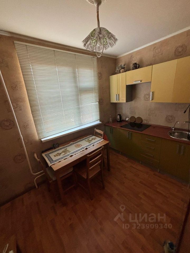 Аренда 1-комн квартиры на вторичном рынке Красная Горка мкр, Люберцы, проспект Победы, 10/18