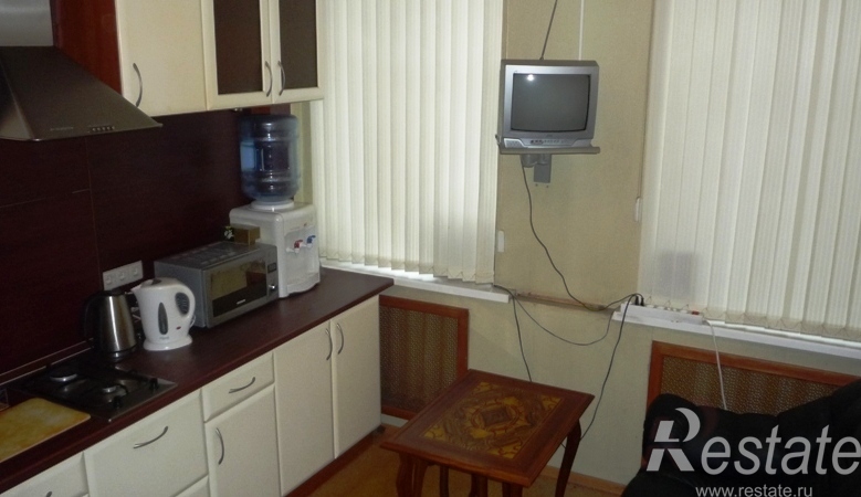 Аренда 3-комн квартиры на вторичном рынке Яковлевский пер ,  д. 6